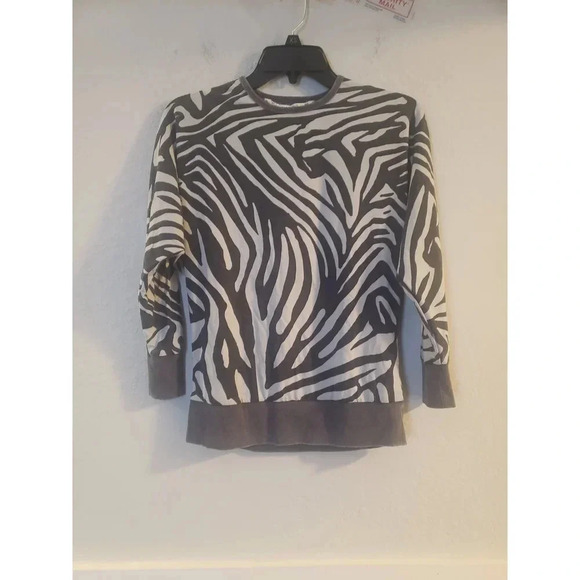 Vanilla Star Striped Gray Top NWT - Picture 1 of 6
